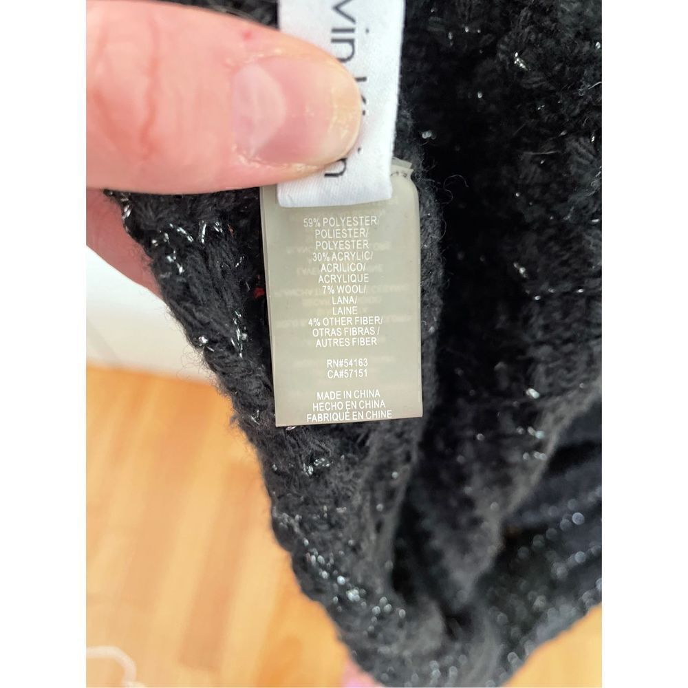 Calvin Klein Scarf - Picture 4 of 6